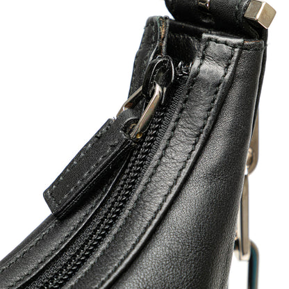 Gucci Leather Chain Shoulder Bag (SHG-5fRLeA)