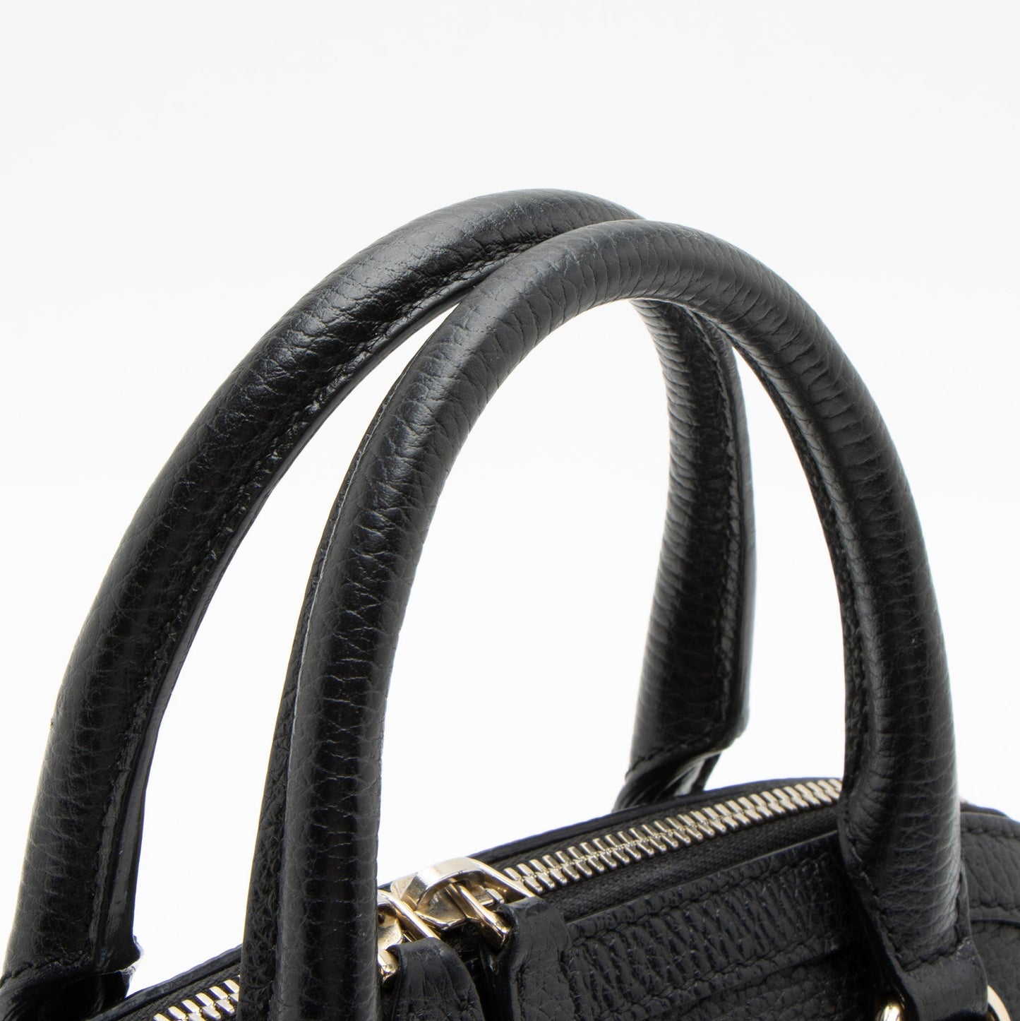 Gucci Leather GG Charm Dome Small Shoulder Bag (SHF-RTrfn9)
