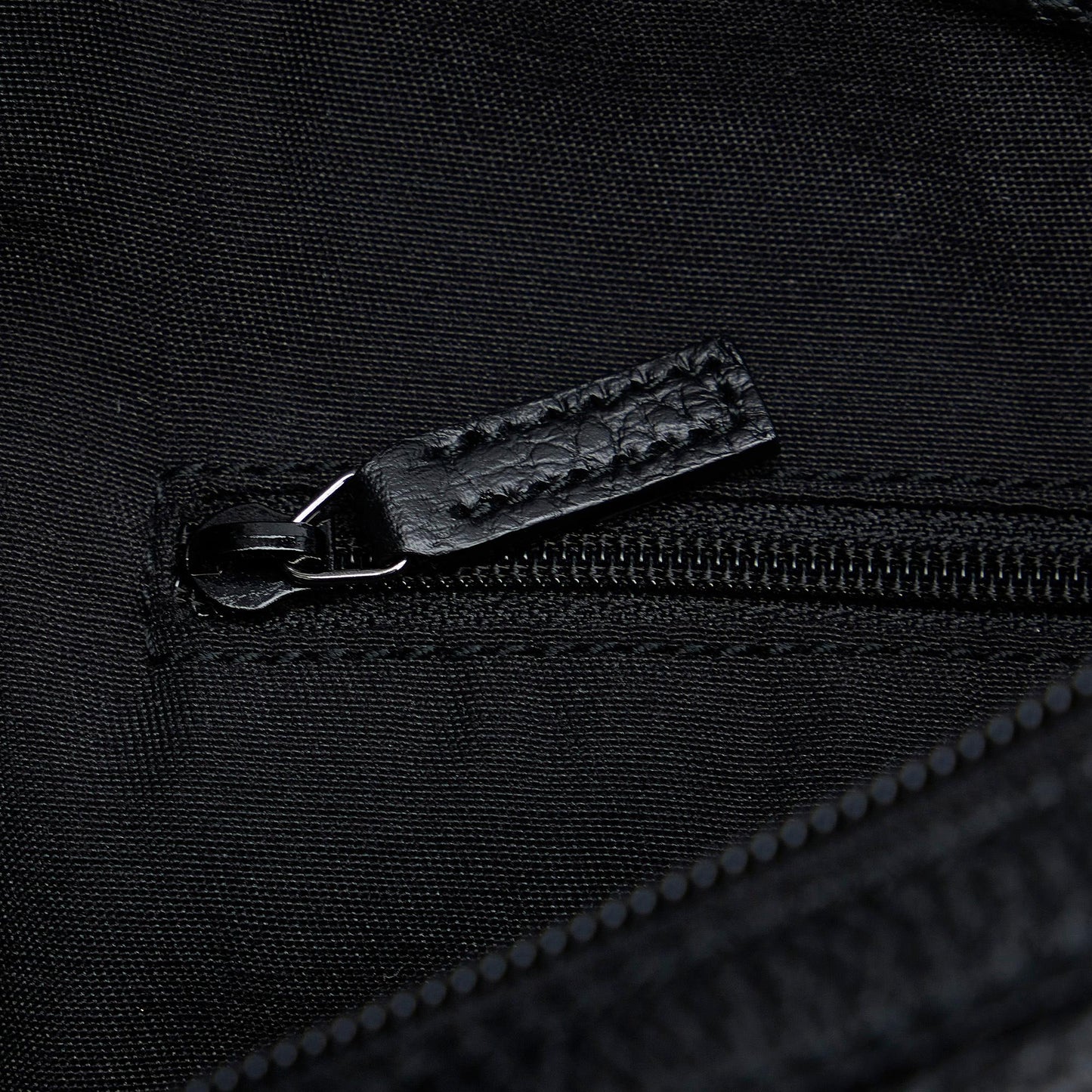Gucci Leather Hobo Bag (SHG-ftcX8m)