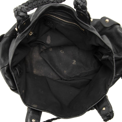 Gucci Leather Pelham Medium Shoulder Bag (SHF-JJlaoH)