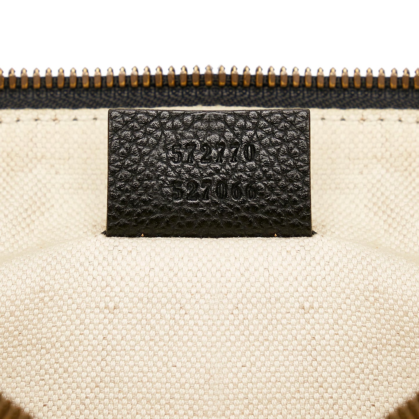 Gucci Logo Leather Clutch (SHG-Kmt4iX)