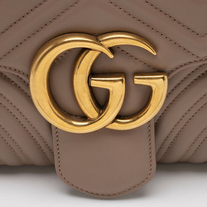 Gucci Matelasse Leather GG Marmont Medium Flap Shoulder Bag (SHF-EZthFS)