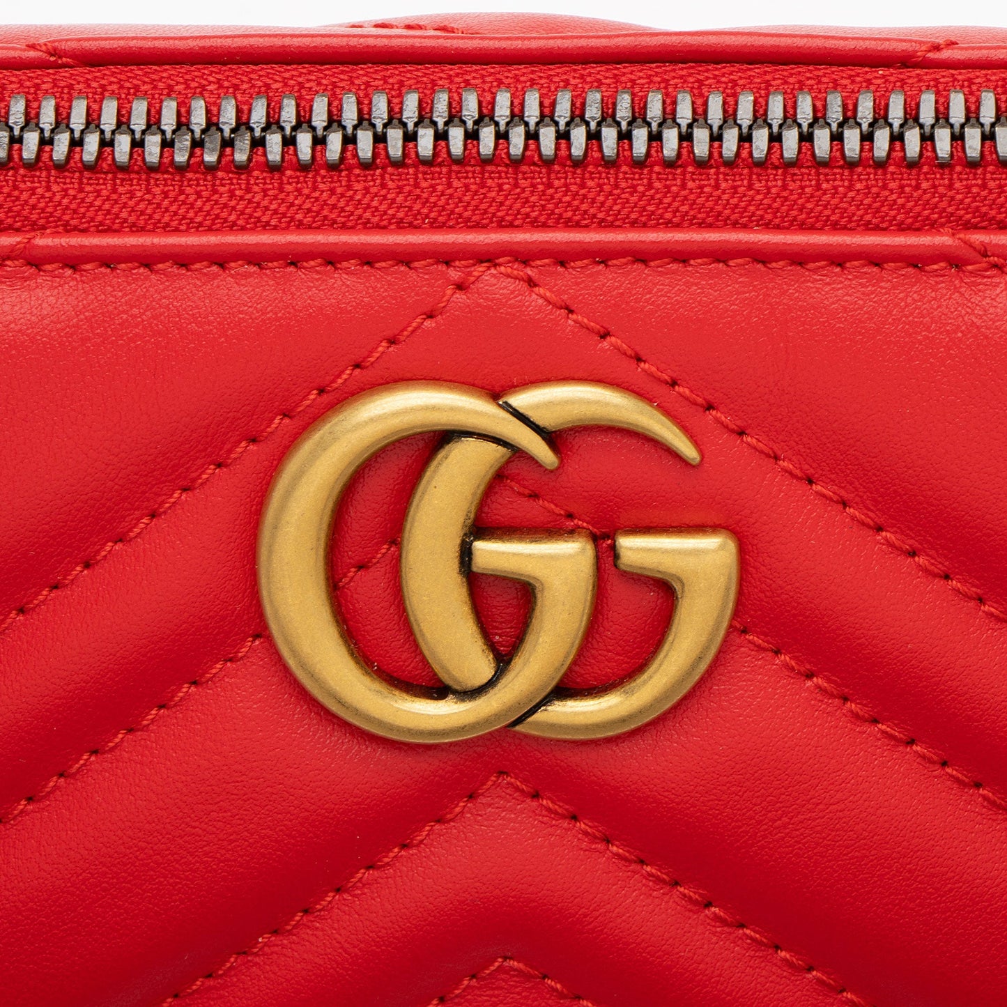 Gucci Matelasse Leather GG Marmont Sling Shoulder Bag