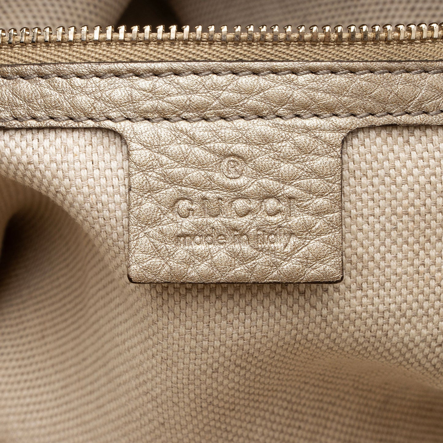 Gucci Metallic Leather Soho Medium Shoulder Bag (SHF-WsyCup)