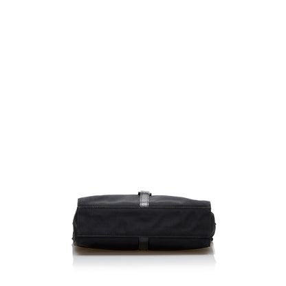Gucci Nylon Jackie Shoulder Bag (SHG-c1Jvvt)