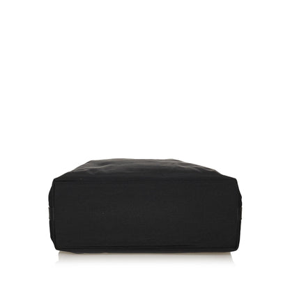 Gucci Nylon Shoulder Bag (SHG-29187)