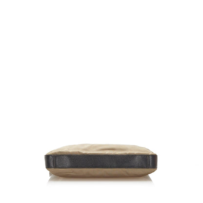 Gucci Nylon Shoulder Bag (SHG-32183)