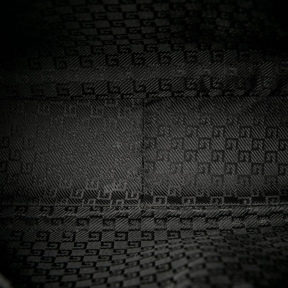 Gucci Nylon Shoulder Bag (SHG-36502)