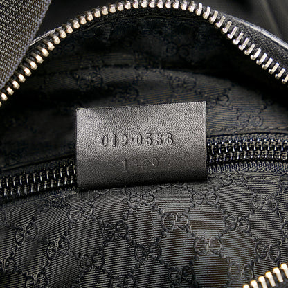 Gucci Nylon Shoulder Bag (SHG-MIDW4x)