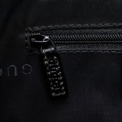 Gucci Nylon Shoulder Bag (SHG-yZTMlV)