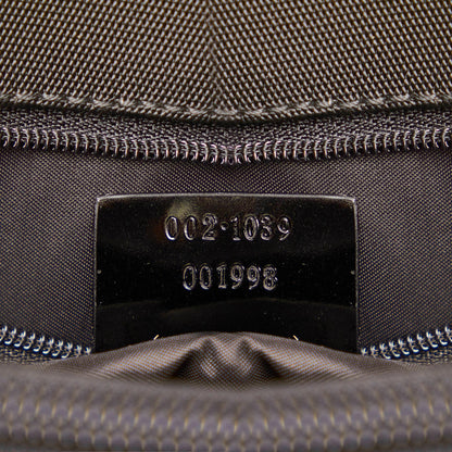 Gucci Nylon Tote Bag (SHG-32024)