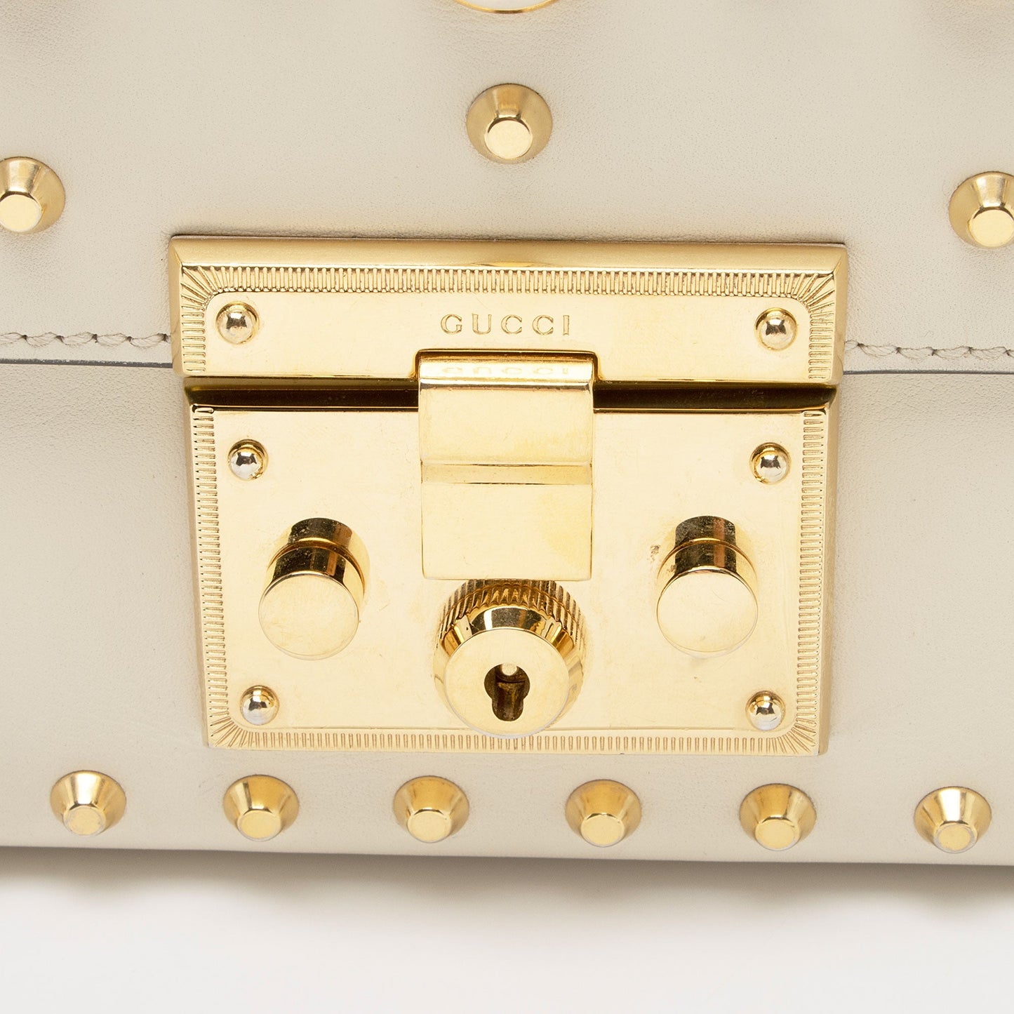 Gucci Pearl Embellished Leather Padlock Small Shoulder Bag (SHF-2JmpQy)