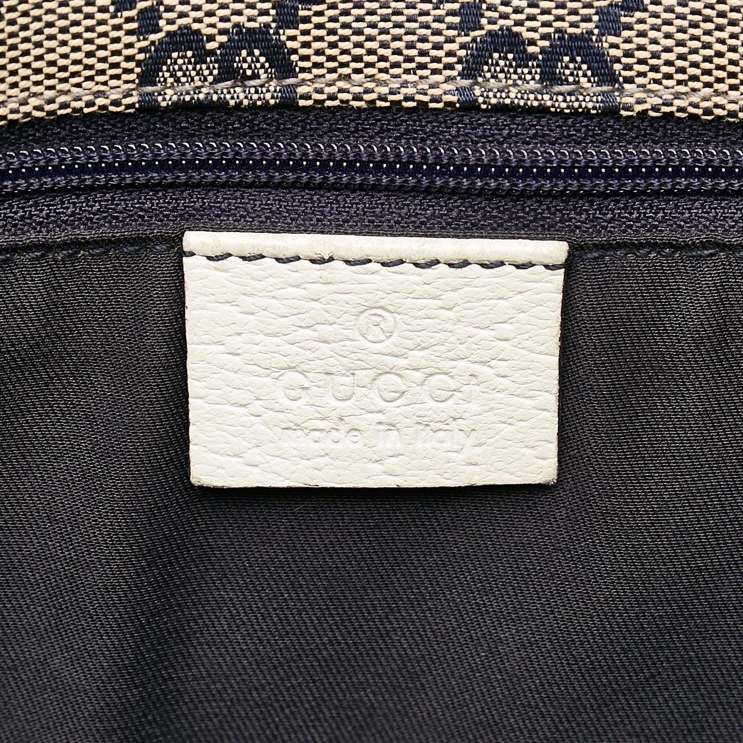 Gucci Pelham Leather Shoulder Bag (SHG-36143)