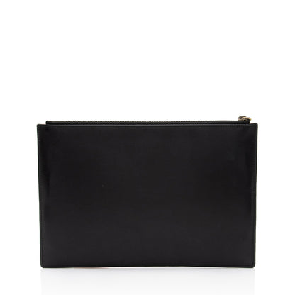 Gucci Quilted Leather Queen Margaret Bee Zip Clutch (SHF-ghI7kn)
