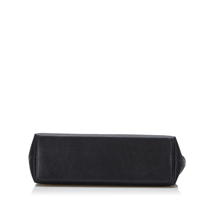 Gucci Satin Shoulder Bag (SHG-NnlyoT)