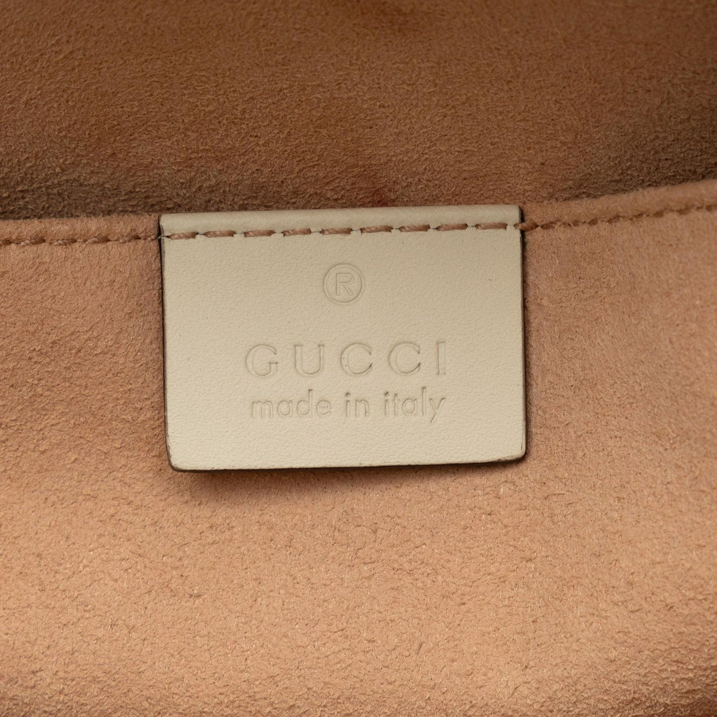 Gucci Small GG Supreme Padlock Tote (SHG-QfnOzS)