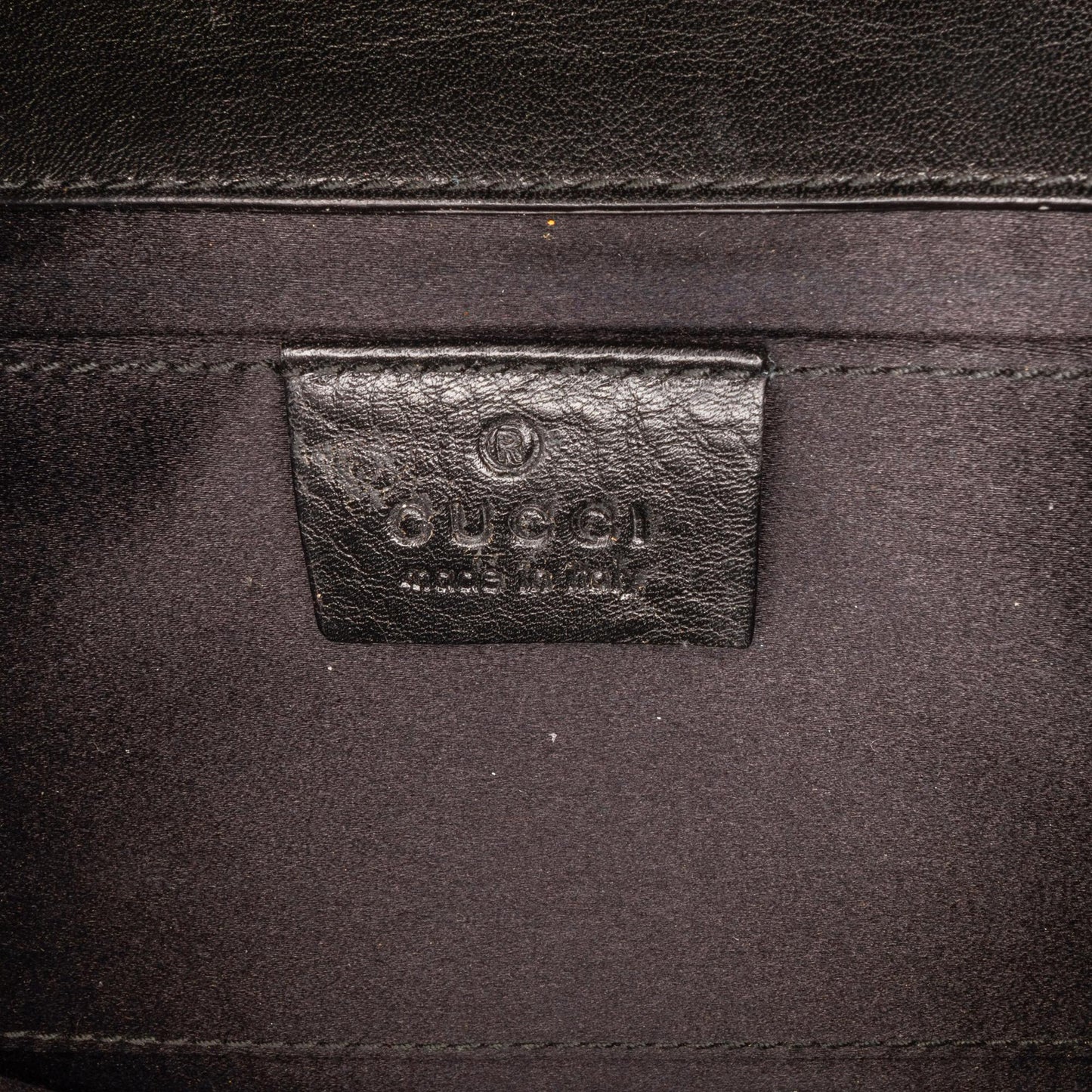 Gucci Tempered Glass Broadway Clutch (SHG-E6bkh6)