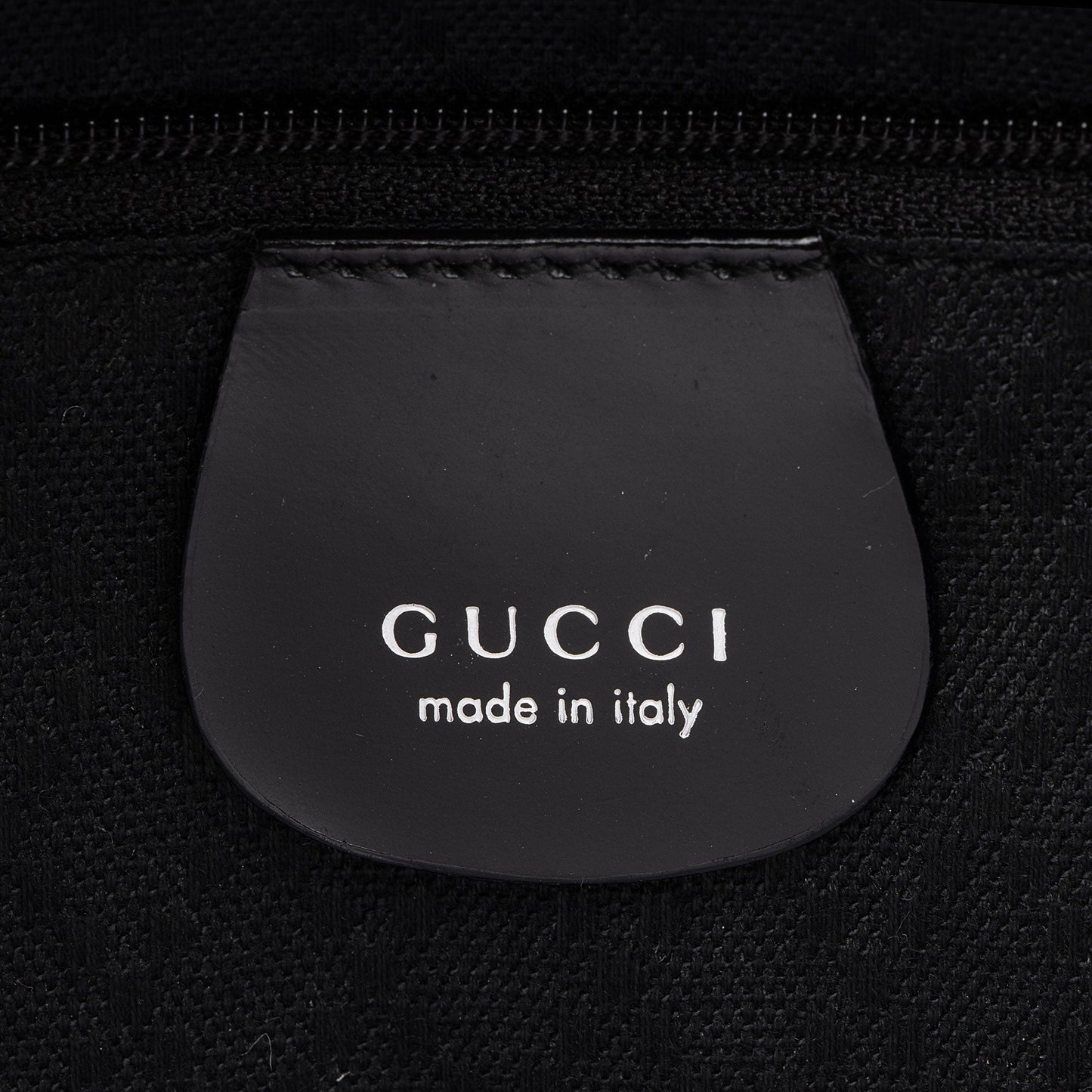 Gucci Vintage Quilted Nylon Bamboo Tote (SHF-2fSkOi)