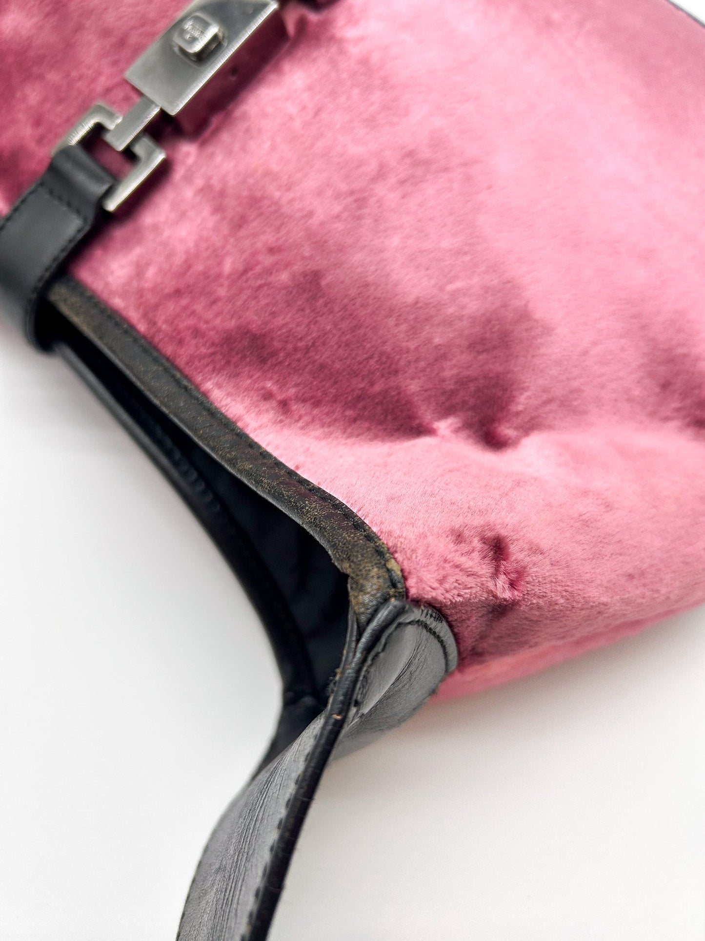 Gucci Jackie Pink Velvet and Black Leather Shoulder Bag