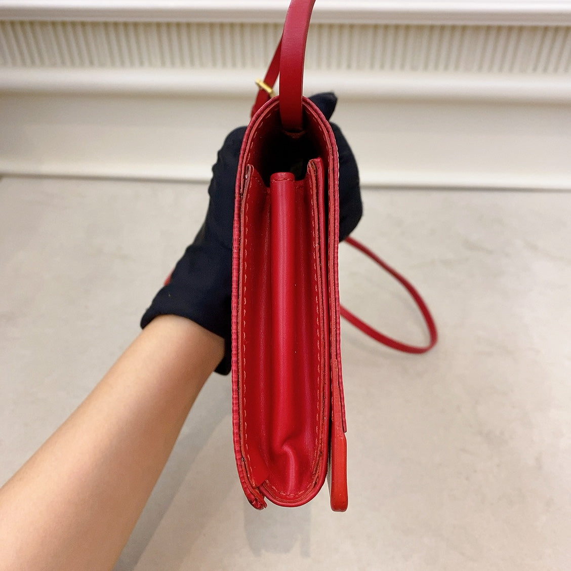 Louis Vuitton Epi Shoulder Bag in Red