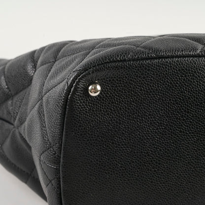 Chanel CC Logo Caviar Black Shoulder Bag - Series 17