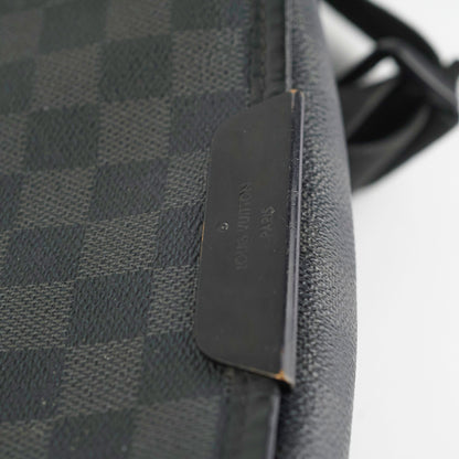 Louis Vuitton Messenger Monogram Shoulder Bag