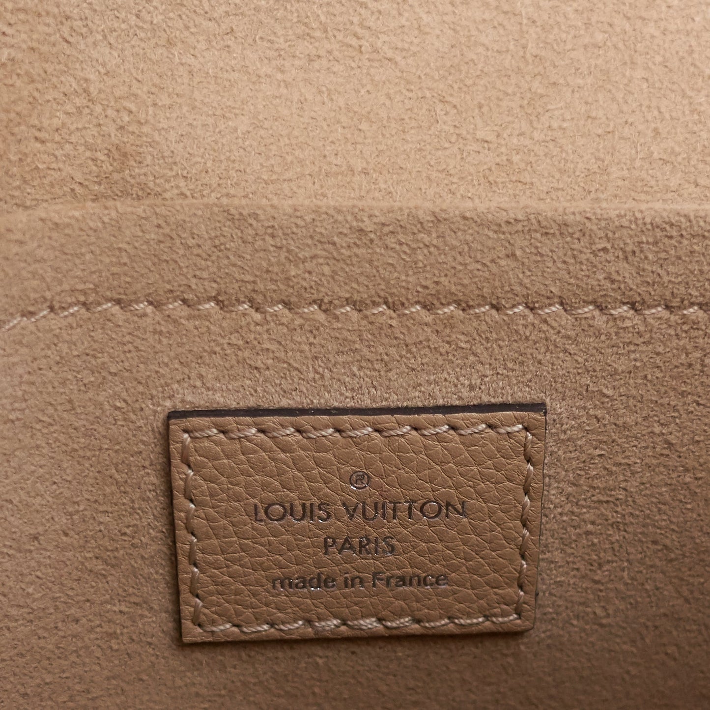 Louis Vuitto Mylockme BB Calfskin Leather Chain Shoulder Bag