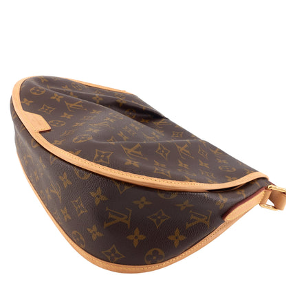 Louis Vuitto Menilmontant MM Monogram Canvas Shoulder Bag