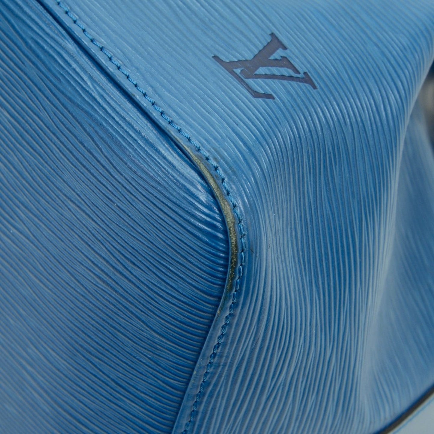 Louis Vuitto Petit Noe Blue Epi Leather Shoulder Bag