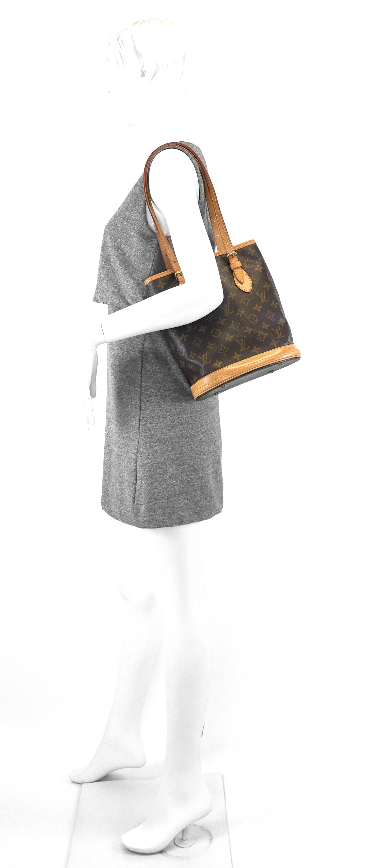 Louis Vuitto Bucket PM Monogram Canvas Shoulder Bag