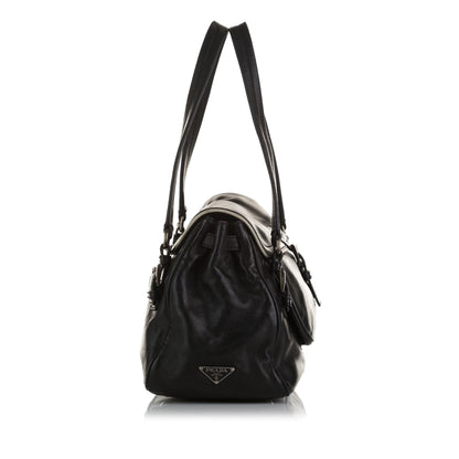 Prada Leather Shoulder Bag (SHG-k6pXFR)