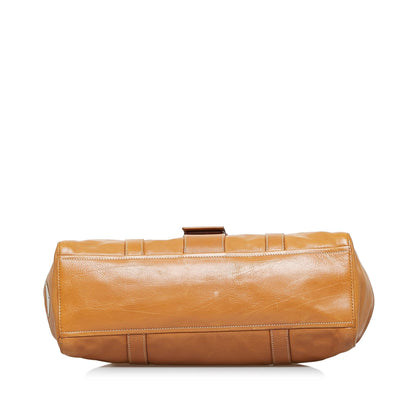 Prada Leather Shoulder Bag (SHG-hxTINg)