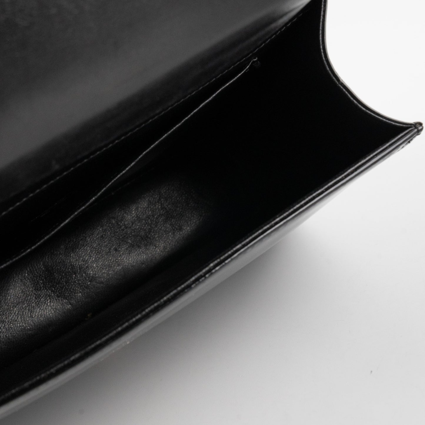 Chanel Vintage Patent Graphic Clutch
