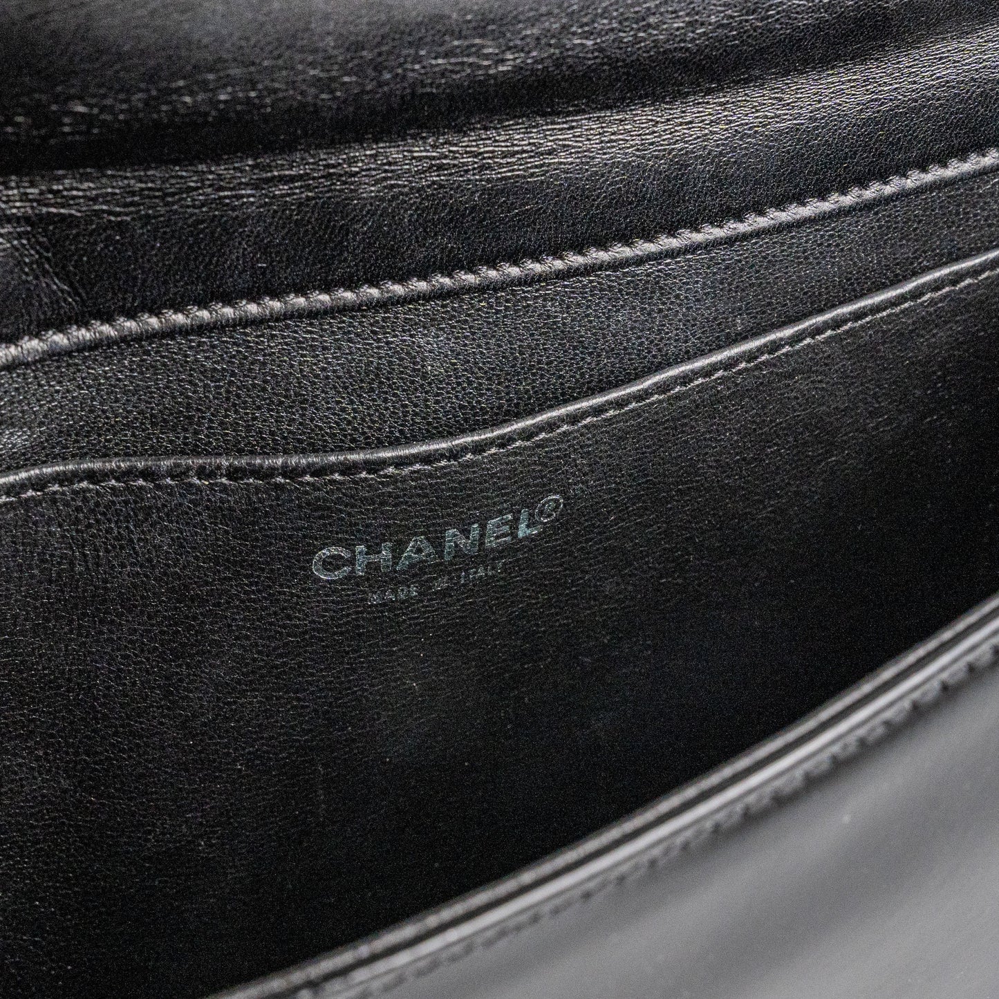 Chanel Vintage Patent Graphic Clutch