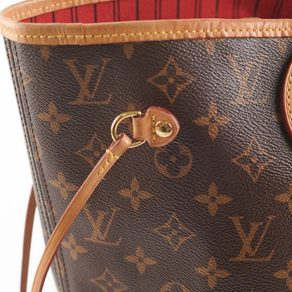 Louis Vuitton Neverfull Monogram MM Shoulder Bag