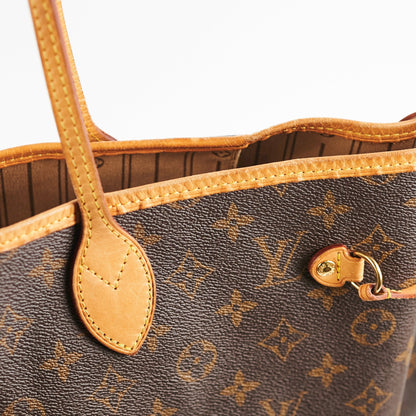 Louis Vuitton Neverfull GM Monogram Shoulder Bag