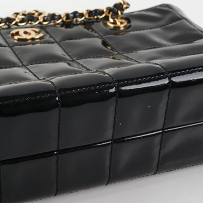 Chanel Chocolate Bar Chain Shoulder Bag Black