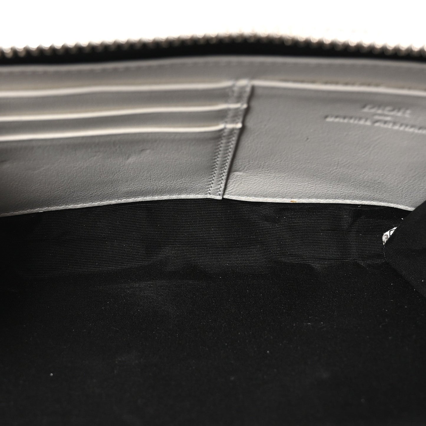 X DANIEL ARSHAM Grained Calfskin Newspaper Messenger White