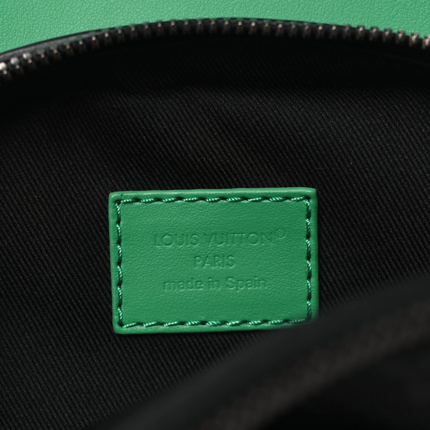 Monogram Eclipse Avenue Slingbag PM  Bamboo Green