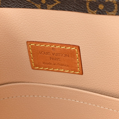 Monogram Sac Plat