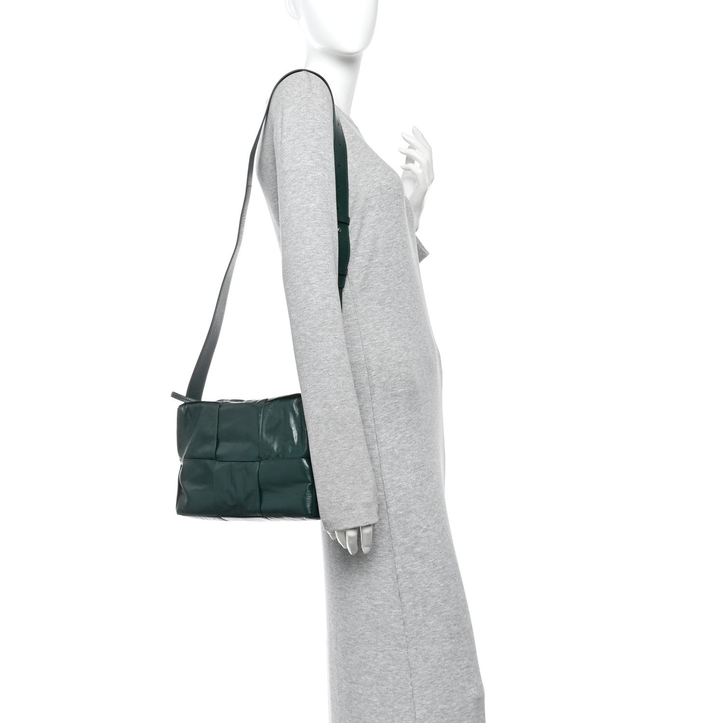 Paper Calfskin Maxi Intreccio Medium Arco Camera Bag Emerald Green