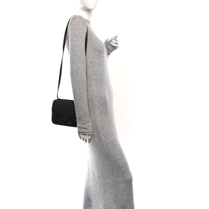 Epsom Constance 18 Black