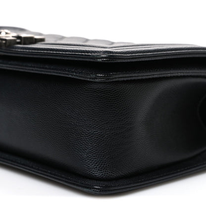 Caviar Quilted Medium Boy Flap Black