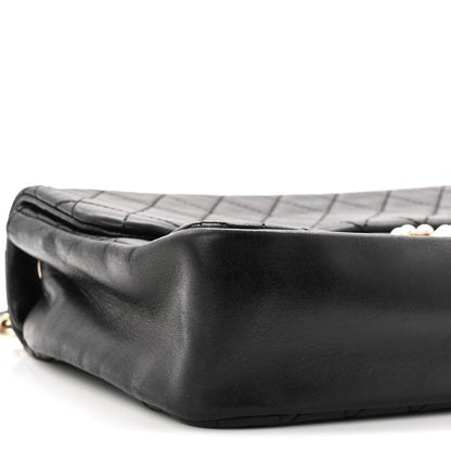 Lambskin Medium Westminster Pearl Flap Black