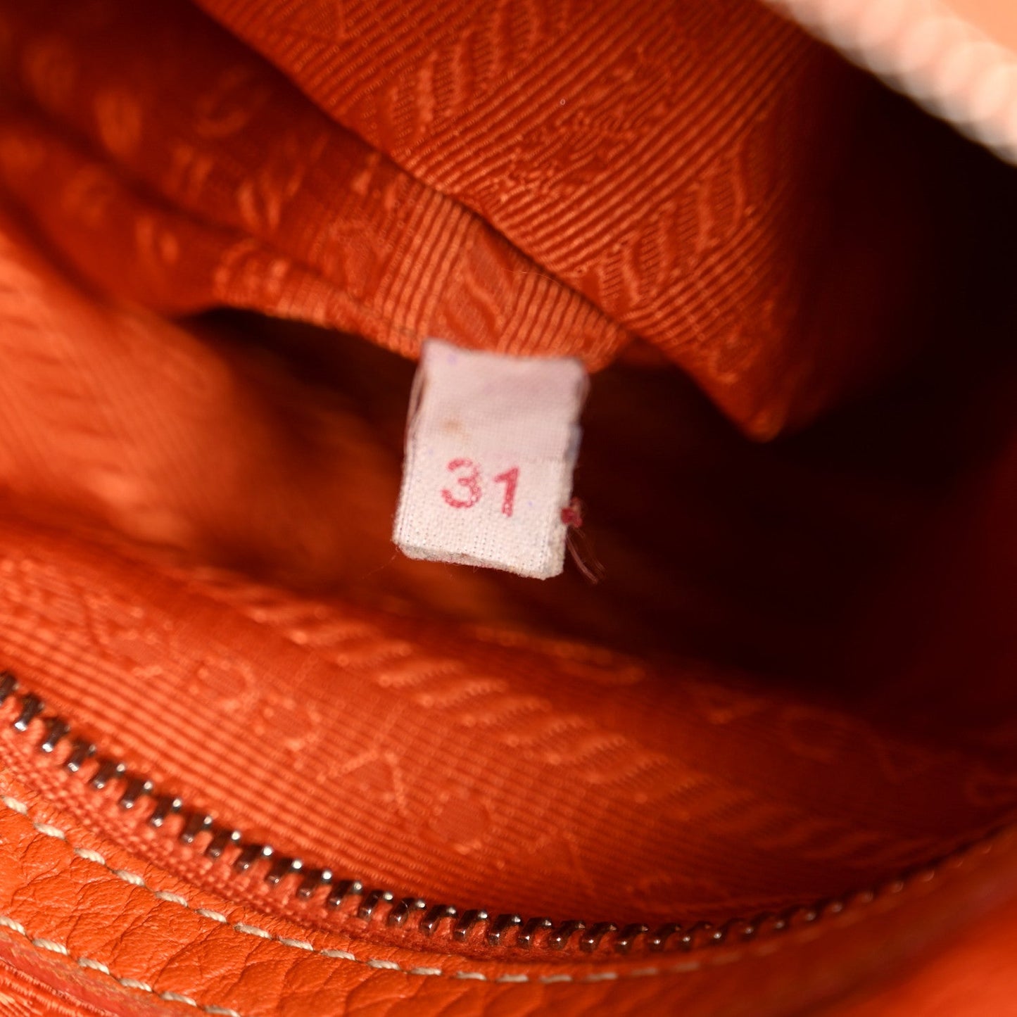 Vitello Daino Hobo Papaya