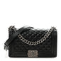 Caviar Quilted Medium Boy Flap Black