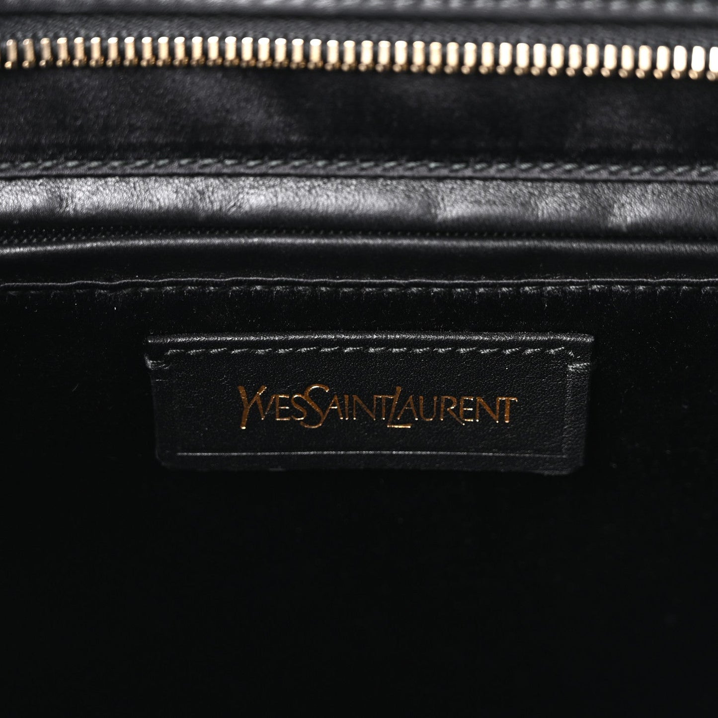 Textured Calfskin Medium Cabas ChYc Black