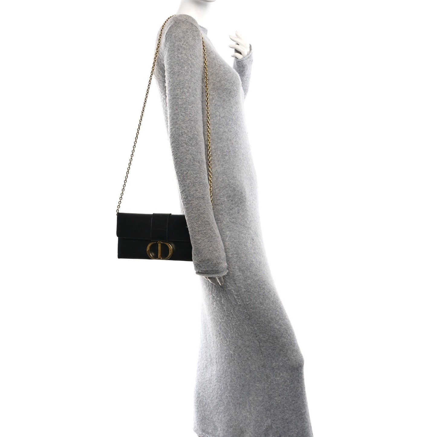 Calfskin 30 Montaigne Chain Pouch Black