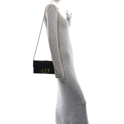 Calfskin 30 Montaigne Chain Pouch Black