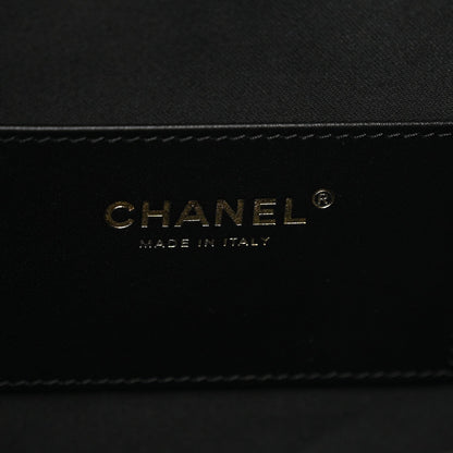 Caviar Quilted Medium Chanel 25 Handbag Black